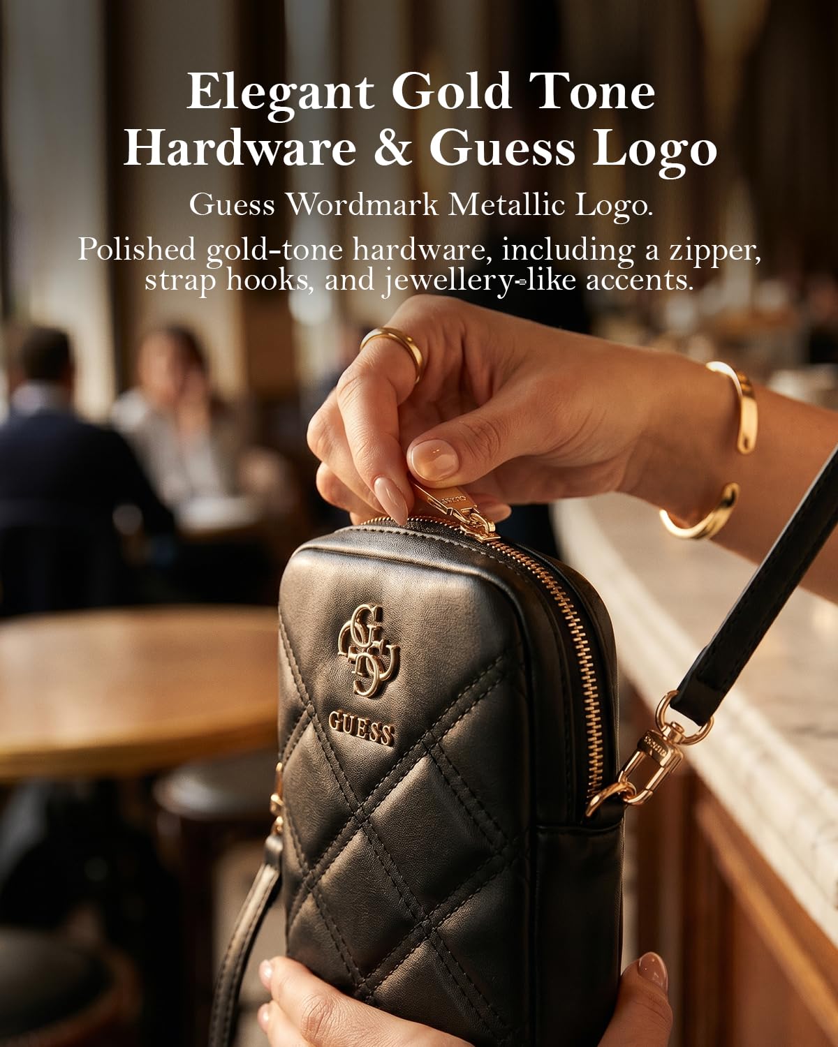 Guess Zip Quilted 4G Handtasche (Schwarz)