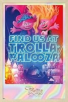 Vista 7 de Trends International Trolls: Band Together - Póster de pared de Viva and Poppy at Trolla-Palooza, 22.4 pulgadas de largo x 14.7 pulgadas, versión