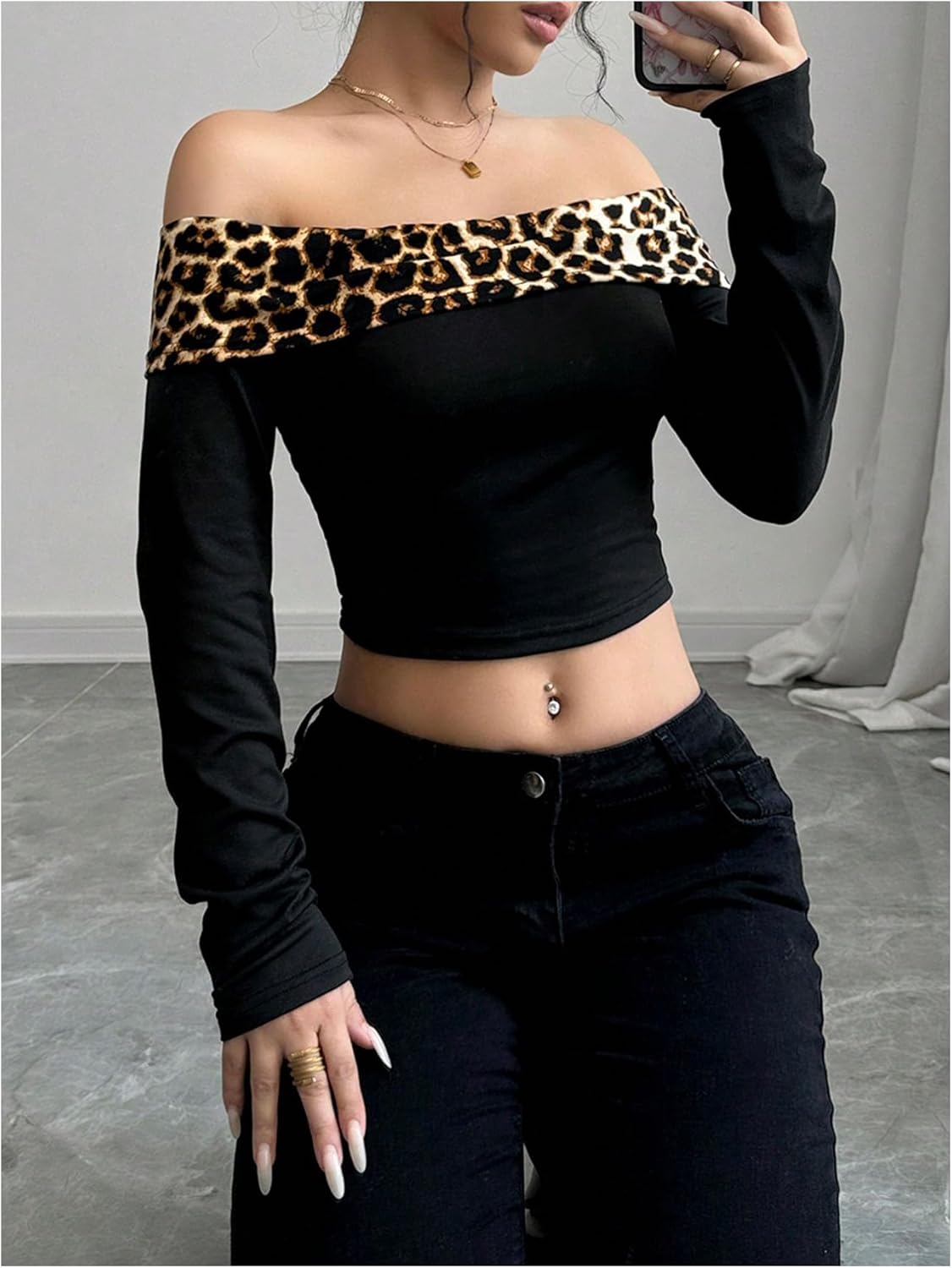 Verdusa Women's Leopard Off The Shoulder Cropped T Shirts Long Sleeve Tee Tops - Image 5
