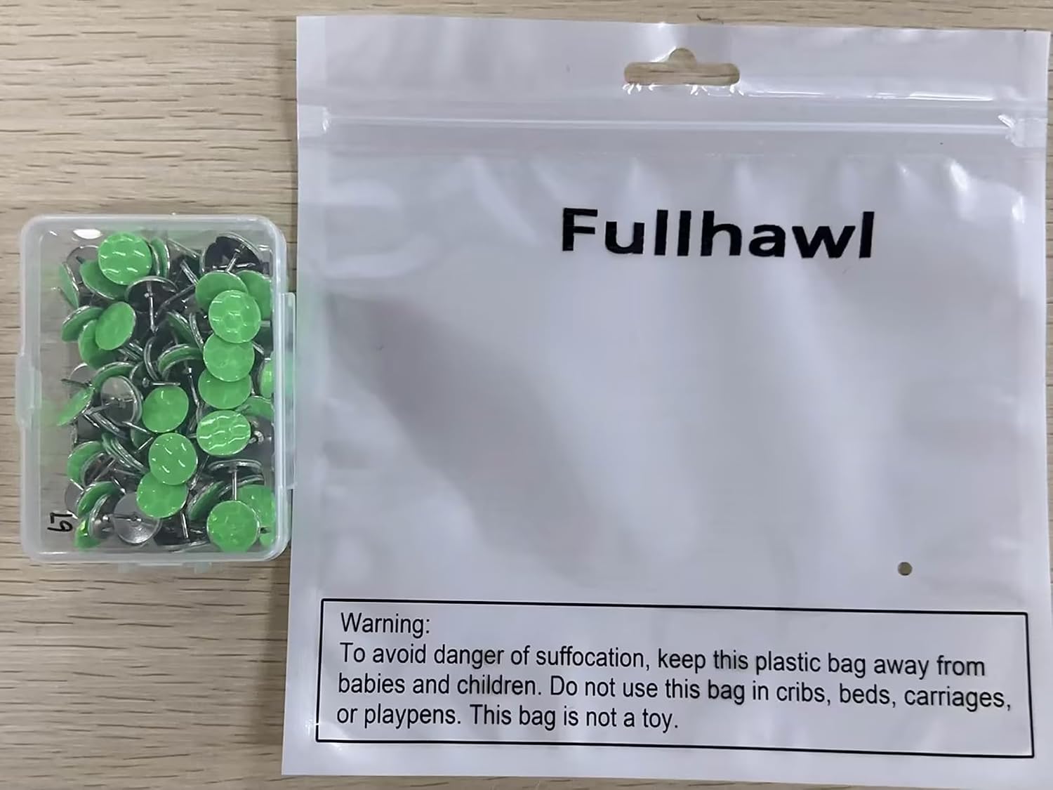 Fullhawl 100 Pcs Reflective Tacks Trail Marking Tacks, Green | Reflector Tacks for Hiking Camping, Thumb Nails with Storage Box, Reflective Glow Markers for Tree Stands Outdoor Paths
