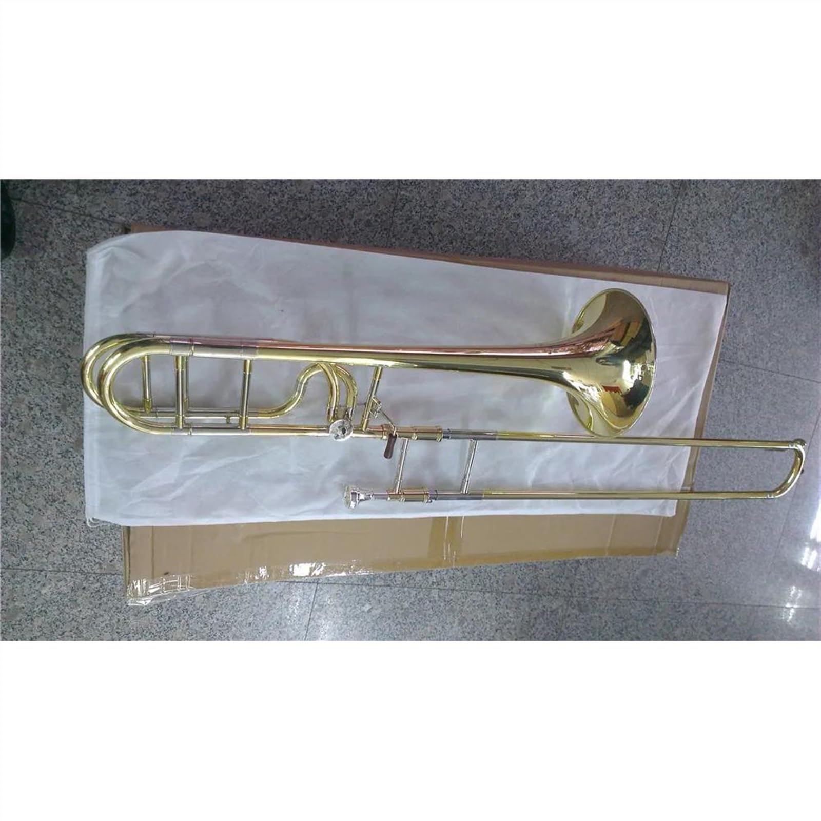 Trombones Instrumentos musicales Trombón Tenor Profesional Tono Bb/F De Manga Deslizante De Cuproníquel Lacado En Oro Profesional