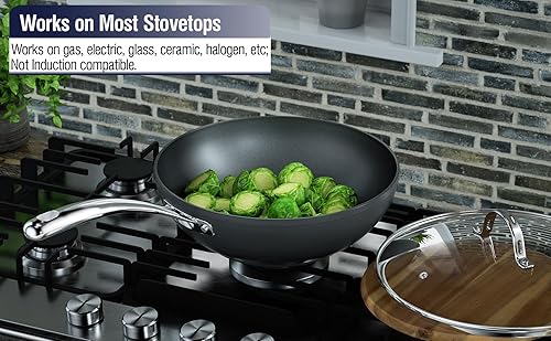 Vista 4 de Cooks Standard Sartén antiadherente para wok de 11 pulgadas, sartén profunda anodizada dura con tapa de vidrio, fondo plano, color negro