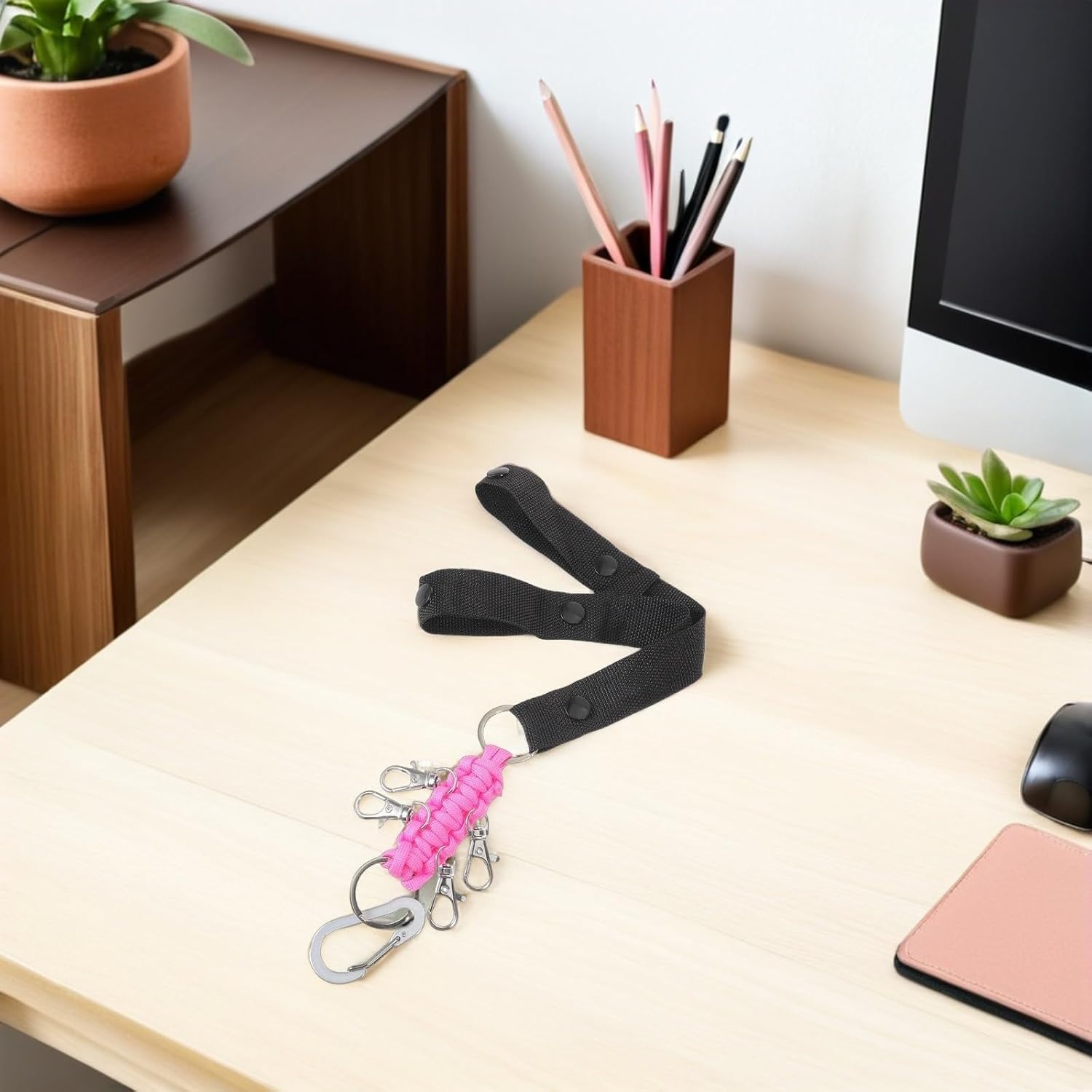 OSALADI Cheer Pom Pom Holder Strap with Snap Button for Easy Storage and Installation, Nylon and Stainless Steel Material, for Backpack Use and Cheerleader Accessories