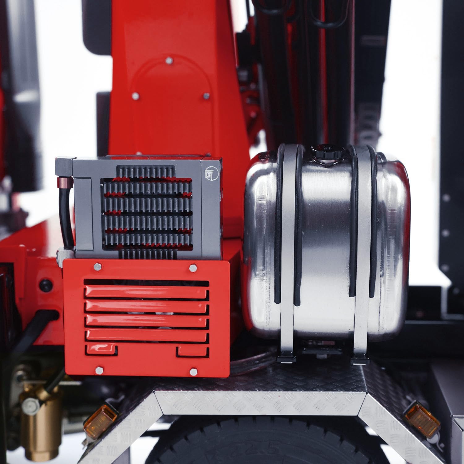 10x10 1/14 RC Hydraulic Crane Dumper Truck Full Dumper Car Model Rear Axle Lifting 3Grade Gear Box Light Sound XE Lite Radio Controller(Red)
