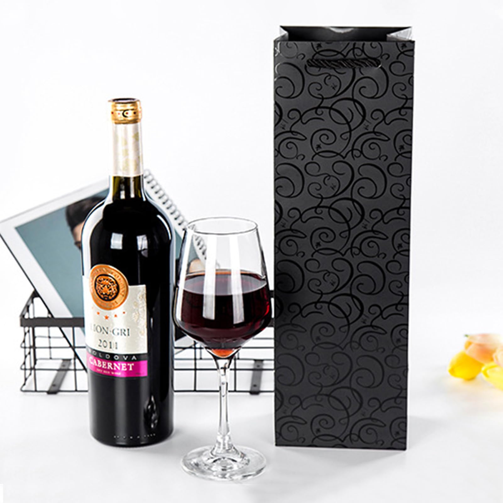 12 Sztuk/36 Sztuk Czarne Torby Papierowe na Wino, 13,78 X 4,53 Cala Zestaw Papieru do Pakowania Torby na Wino z Uchwytami Butelki Szampana Torby Wzorzyste Torby na Wino z