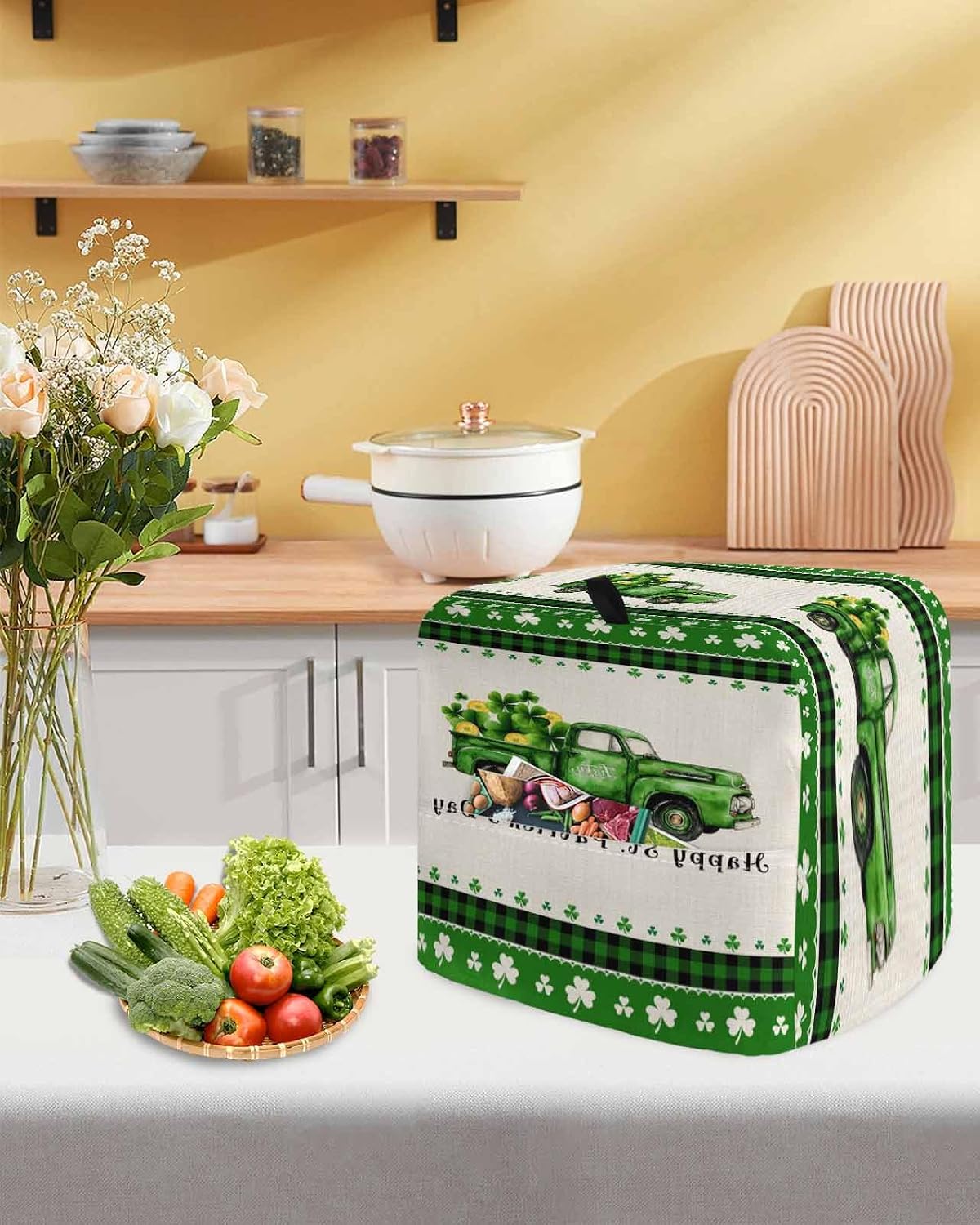 St. Patrick's Day Stand Mixer Cover with Storage Pocket, Waterproof Kitchen Mixer Covers, Shamrock Truck Green Plaid Beige Kitchen Appliance Dust Cover Compatible with 6-9 Quart Mixers