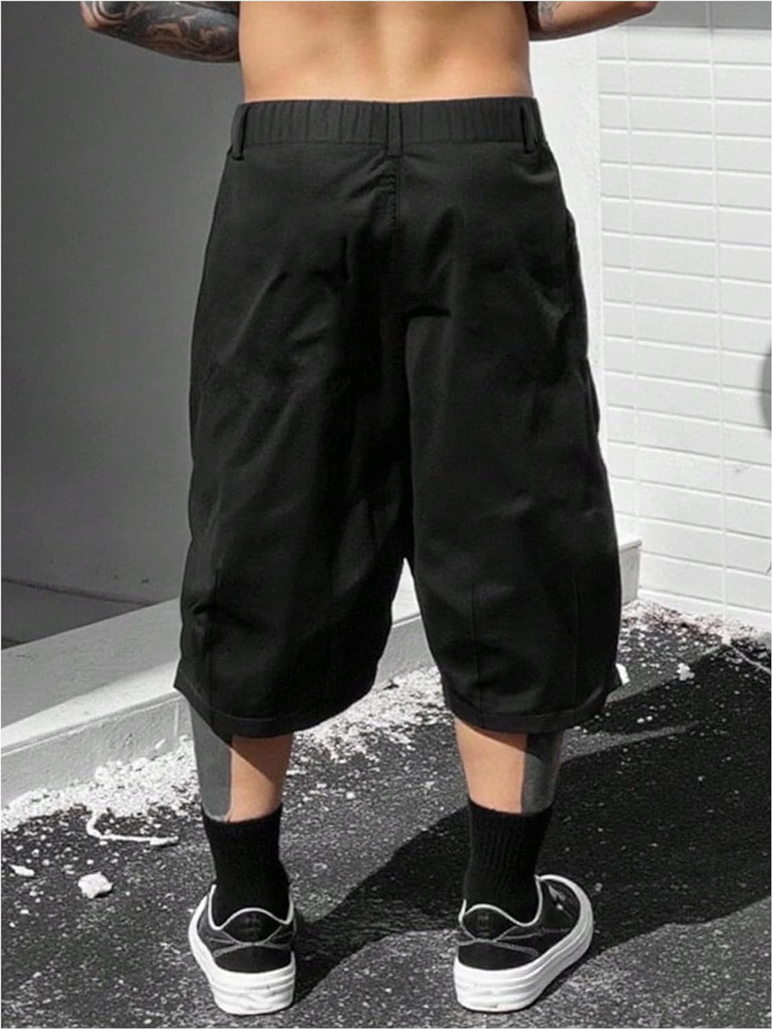 Men's Streetwear Capri Shorts Drawstring Below Knee Loose Shorts with Pockets - Image 3