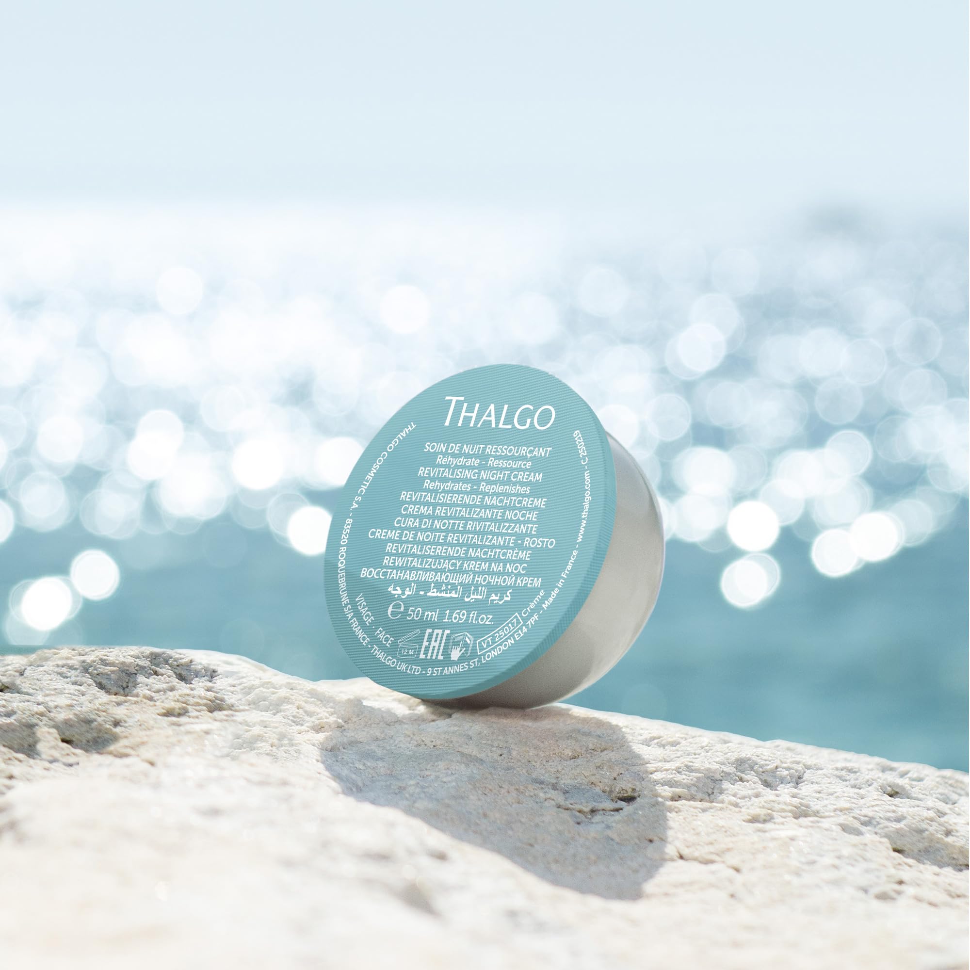 THALGO Refill Revitalisierende Nachtcreme 50 ml – Nachhaltige Nachfüllpackung – Feuchtigkeitsspendende Nachtpflege mit Hyaluronsäure & Meerwasser-Konzentrat – Für normale bis trockene Haut