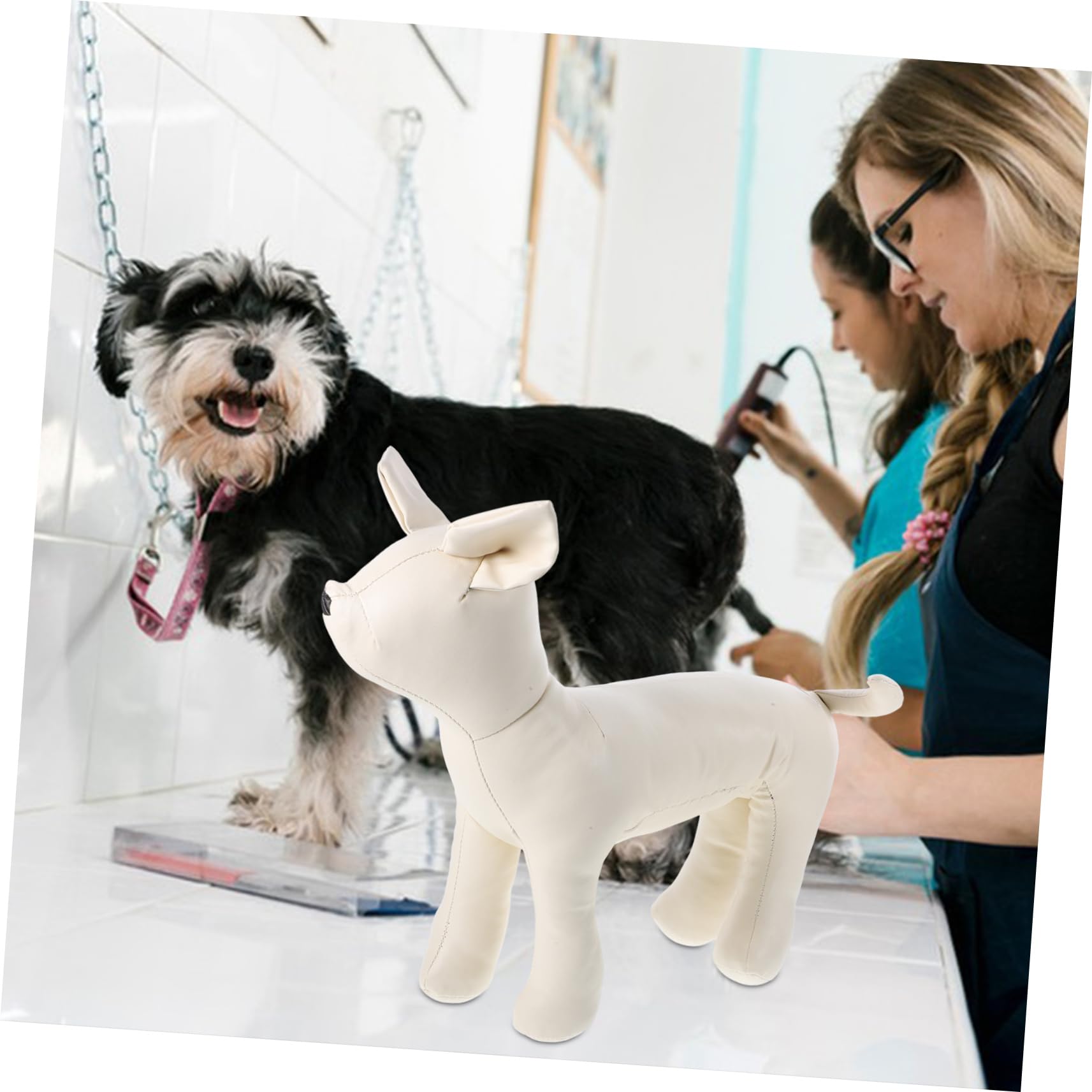 MAGICLULU Sitzende Hunde in Größe S Schaufensterpuppe aus Weißem Leder zur Präsentation von Hundebekleidung und Hundezubehör im Tiergeschäft