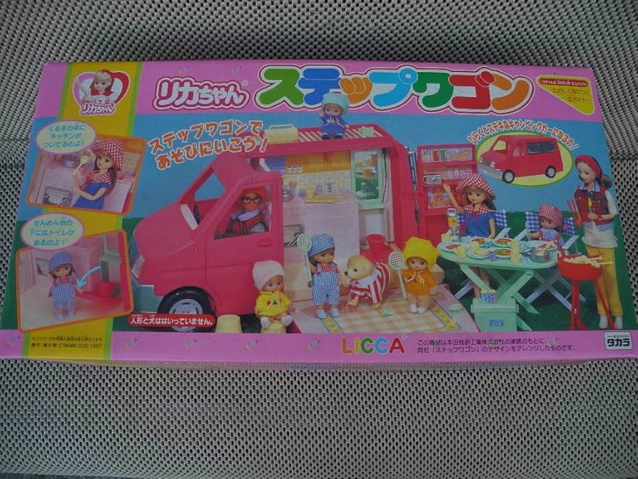 リカちゃん  ステップワゴン リカちゃんのステップワゴンの通販 by ルナ's shop｜ラクマ