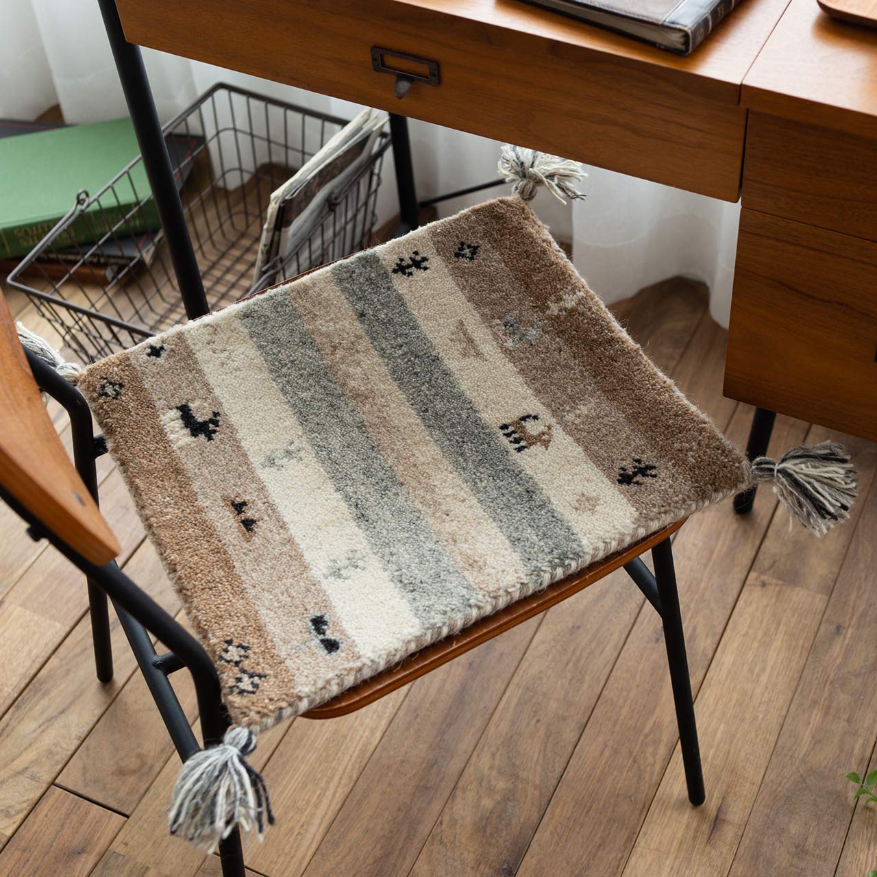 Amazon | サヤンサヤン 手織り 座布団 チェアマット ボーダー 無染色