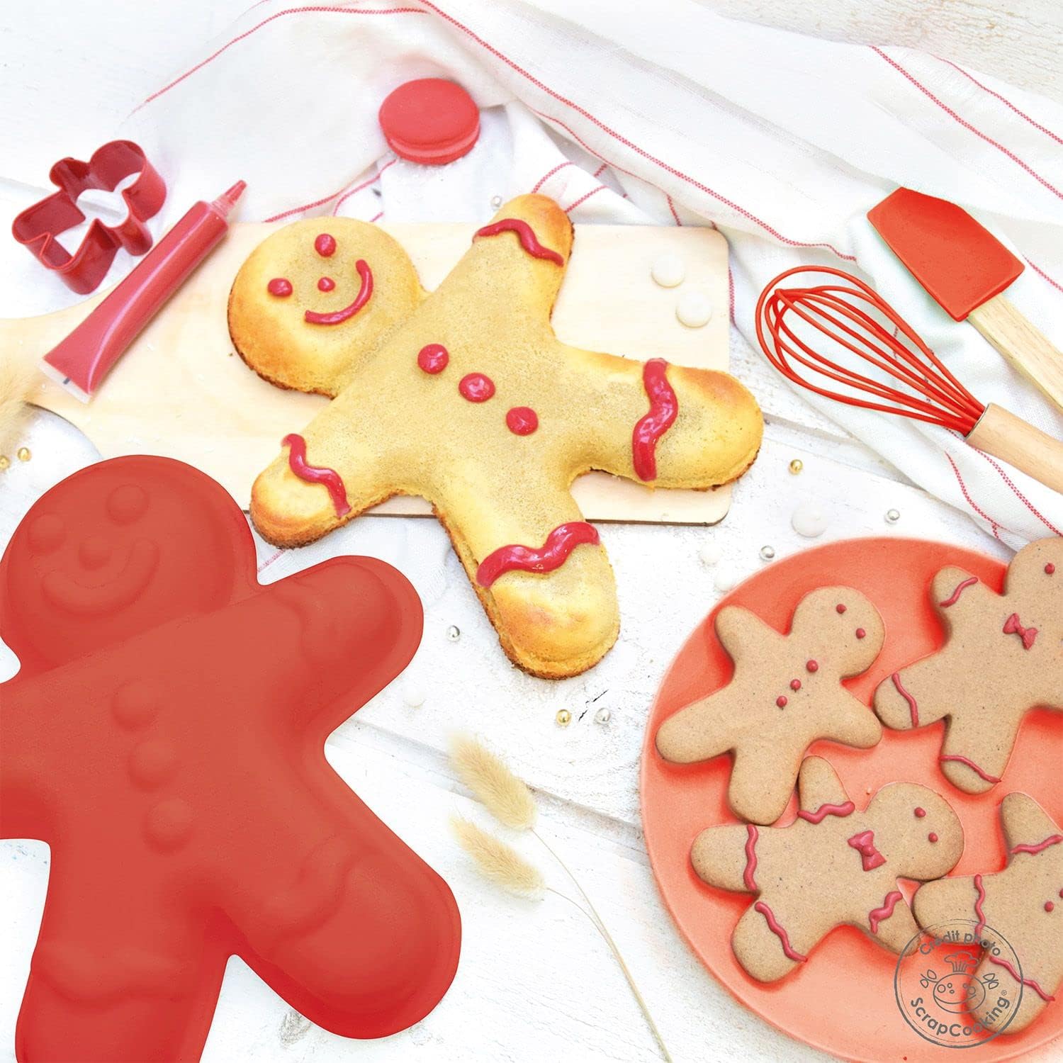 SCRAP COOKING ScrapCooking 1137 Gingerbread Man Christmas Baking Set for Children - Gift Set of 4 Utensils: Whisk Spoon Mould & Cutters - Wood Silicone and Tinplate - For Cake Biscuits