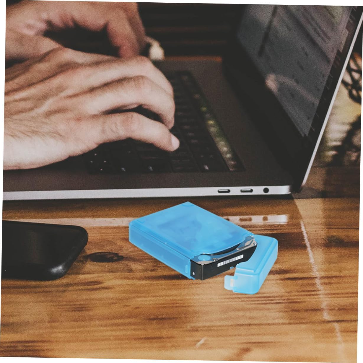 NUOBESTY 5pcs Hard Disk Storage Case with Strong Snap Lock Durable Plastic Hard Drive Protector Mixed Colors Digital Accessories Organizer