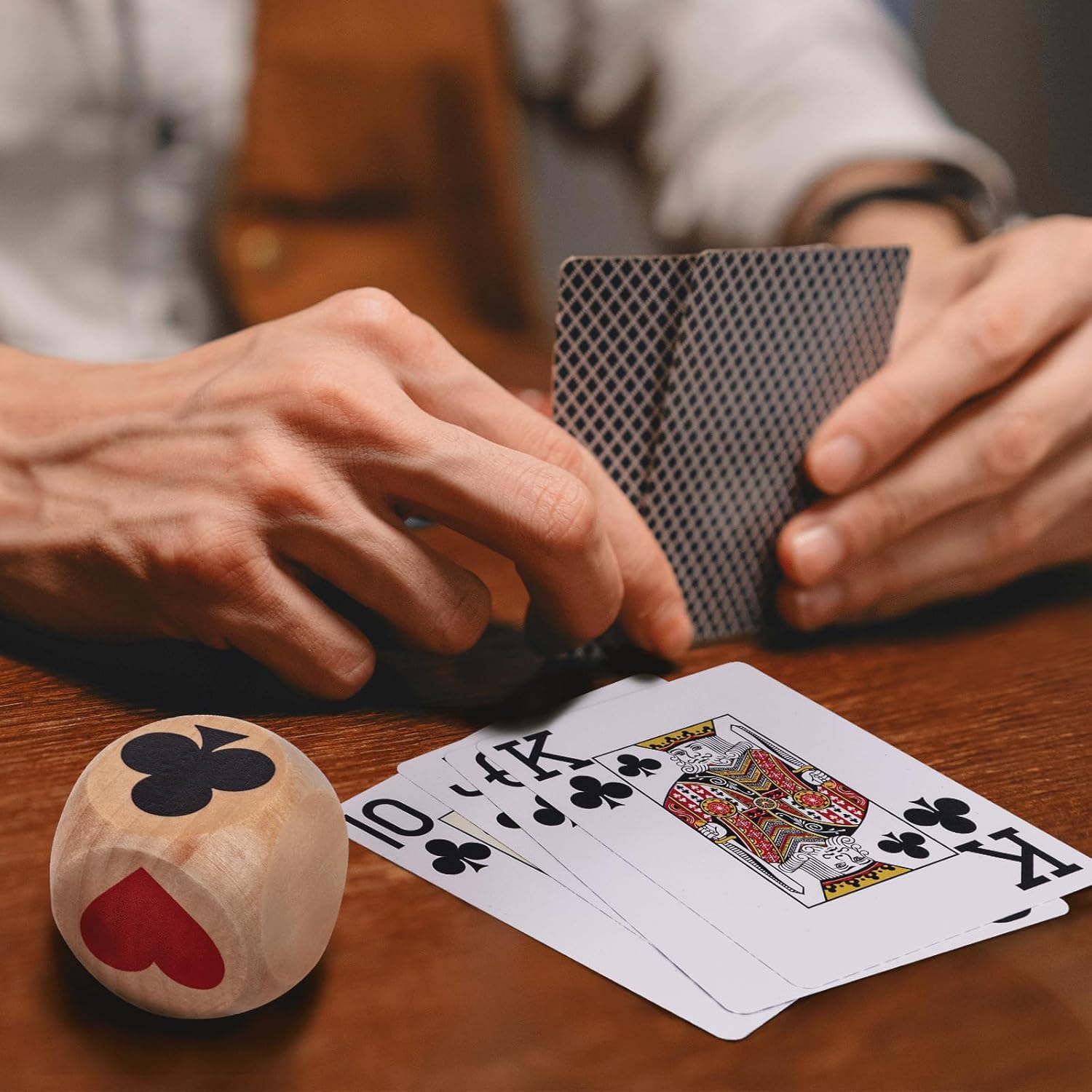 Double Trump Marker Dice Big Size 1.57''(4cm) Euchre Indicator,Wooden Cube,Great Tools for Euchre Pinochele Playing Cards,Great Gift for Bridge Cards