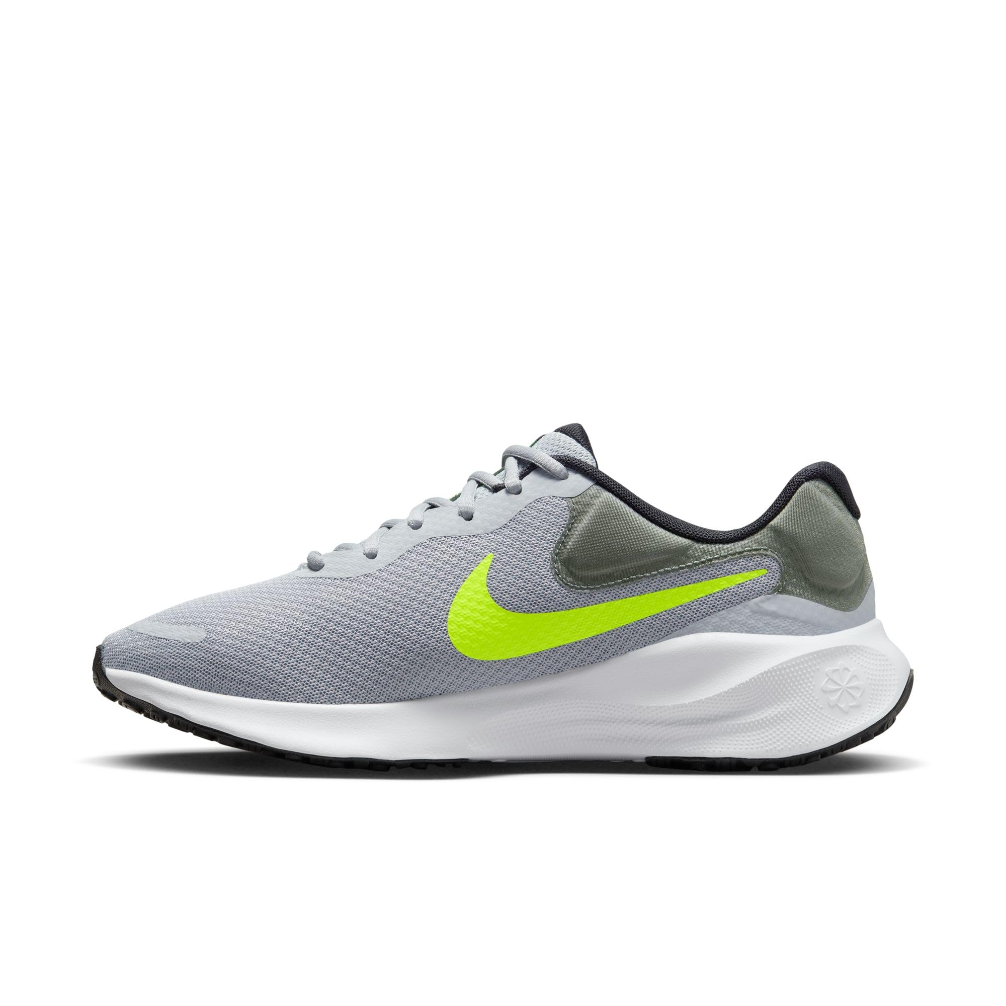 NIKE Mężczyźni Revolution 7Buty do biegania
