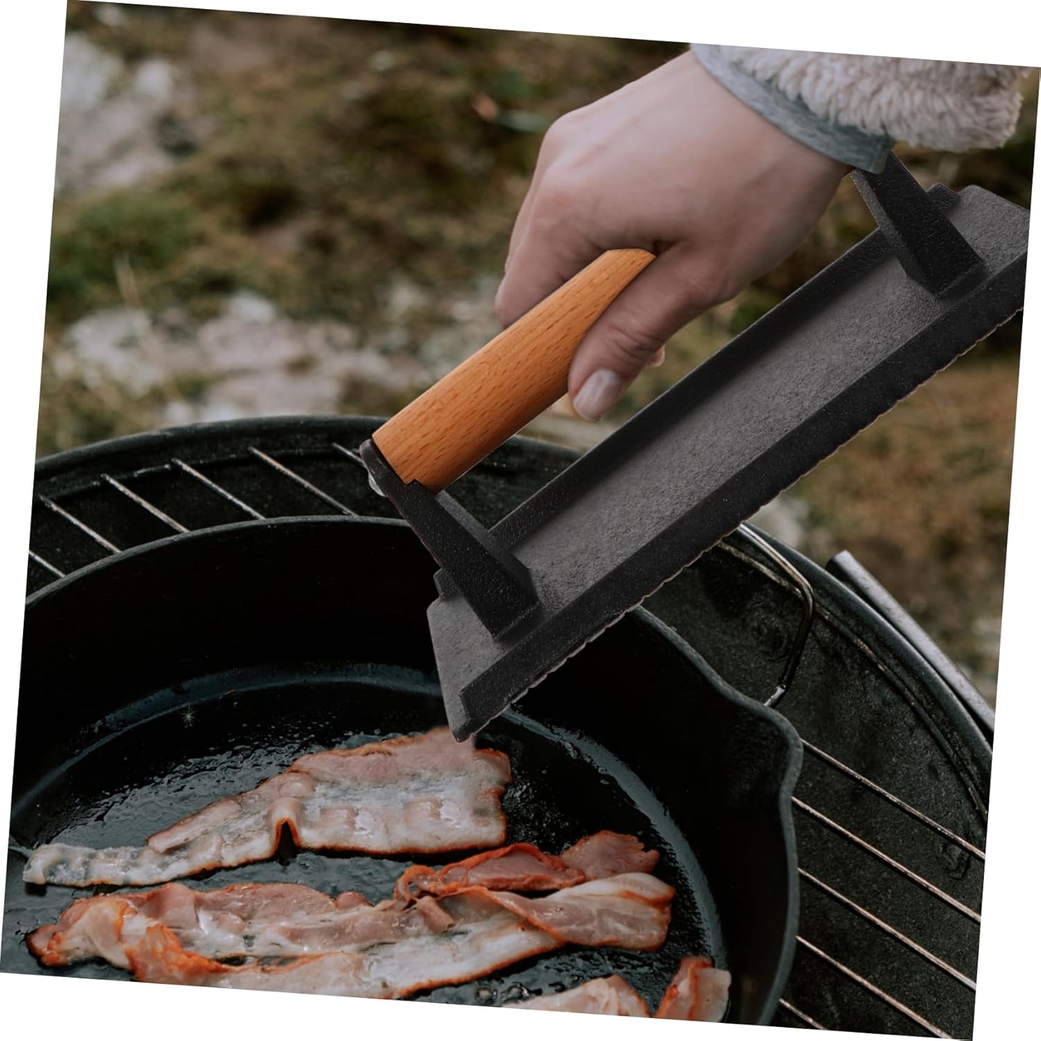 VICASKY 1pc Practical Cast Burger Press Handle for Grilling Heavy-Duty Meat Board for Steak Bacon and Pancakes for Outdoor Cooking and BBQ