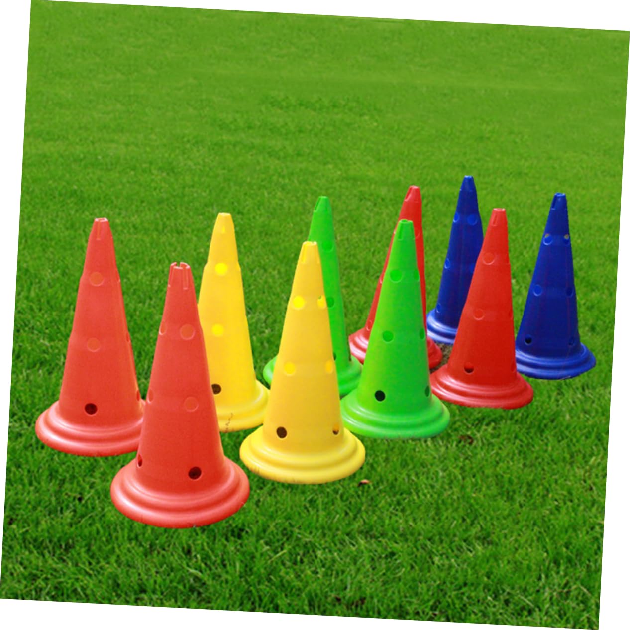 HEMOTON Cônes D'entraînement De Football avec Trous 50 Cm, Plastique Solide, Coupe-Vent, Lot de Marquage Rouge, pour Entraînement Sportif Et Barrage Routier