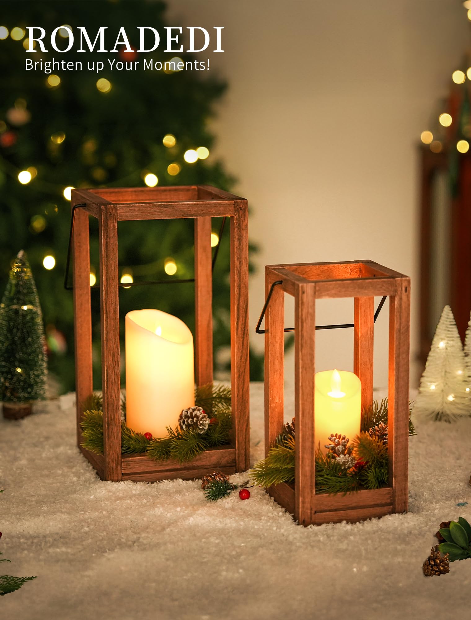 Romadedi Lot de 2 lanternes de Noël décoratives en bois avec couronne de Noël et bougies LED pour centres de table, cheminée, cheminée rustique, décoration d'intérieur, cadeau