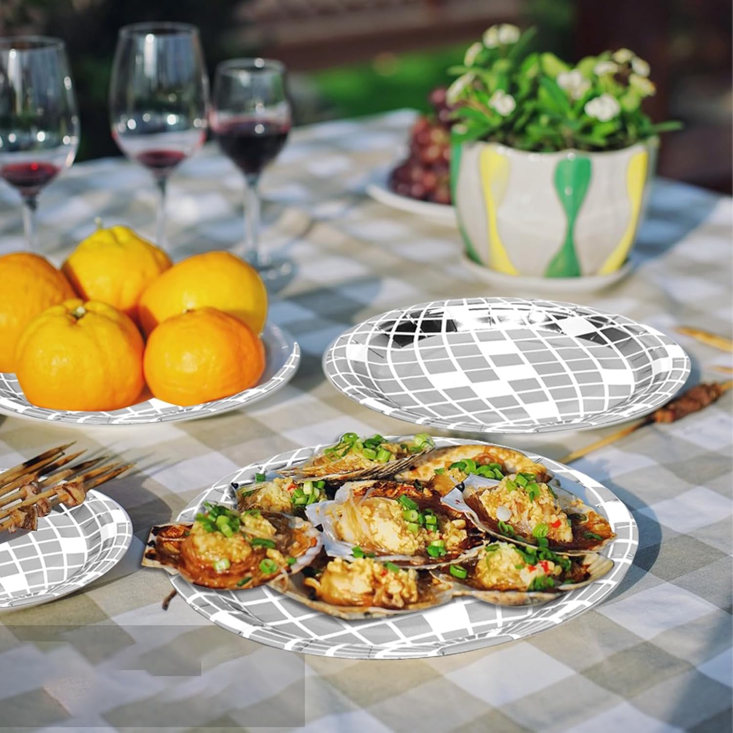 25P Disco Plates 7" Disposable Disco Ball Paper Plates for 70's Party Supplies Birthday Wedding Party Decorations (Silver, 7IN25P) - Image 5