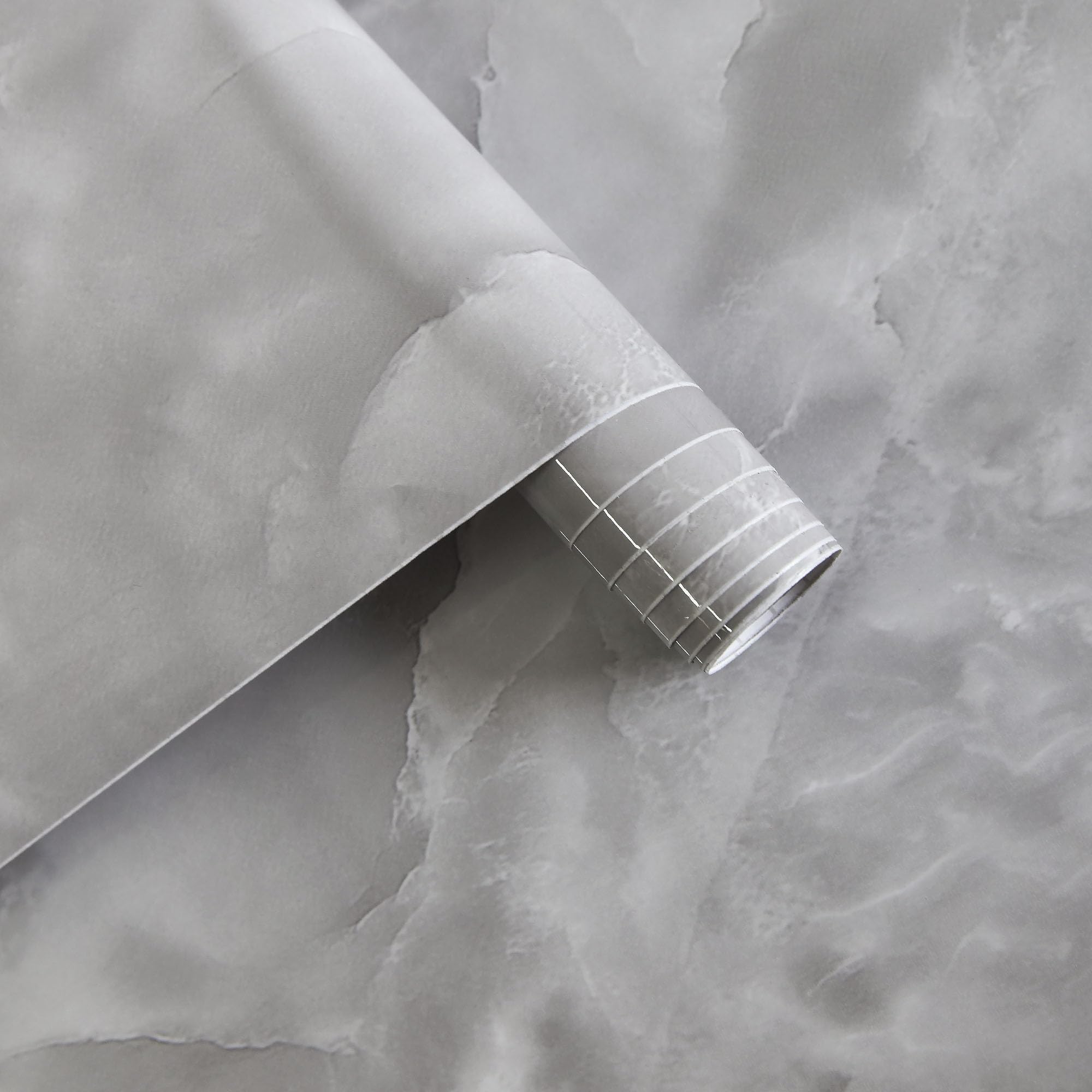 Papier peint en marbre JSEVEM pour relooker un plan de travail de cuisine ou une table basse