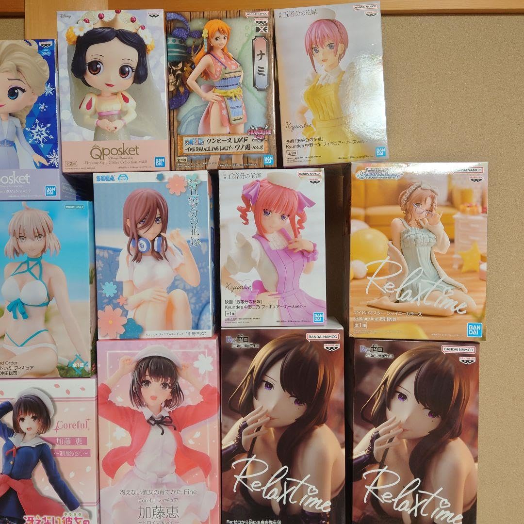 Amazon.co.jp: 美女 美少女 フィギュア 32個 まとめ売り 全て : おもちゃ