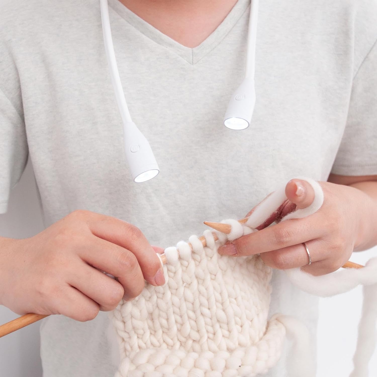 Neck Reading Light - Neck Led Knitting Crochet Light,Rechargeable Knitting Crochet Craft, Reading Lamp for Bedroom Camping