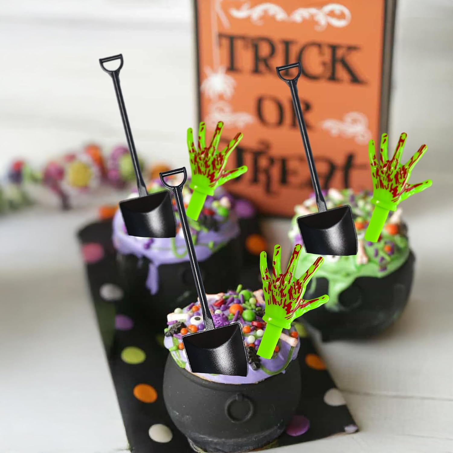 Ephlyn 48Pcs Halloween Skeleton Zombie Hand Cupcake Toppers Shovel Spoons Cupcake Picks Halloween Cake Decorations for Horror Theme Birthday Party Decorations Green Black