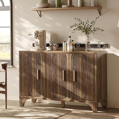 Mueble de buffet moderno de mediados de siglo con almacenamiento, aparador decorativo y credenza con puertas estriadas, consola de barra de café de