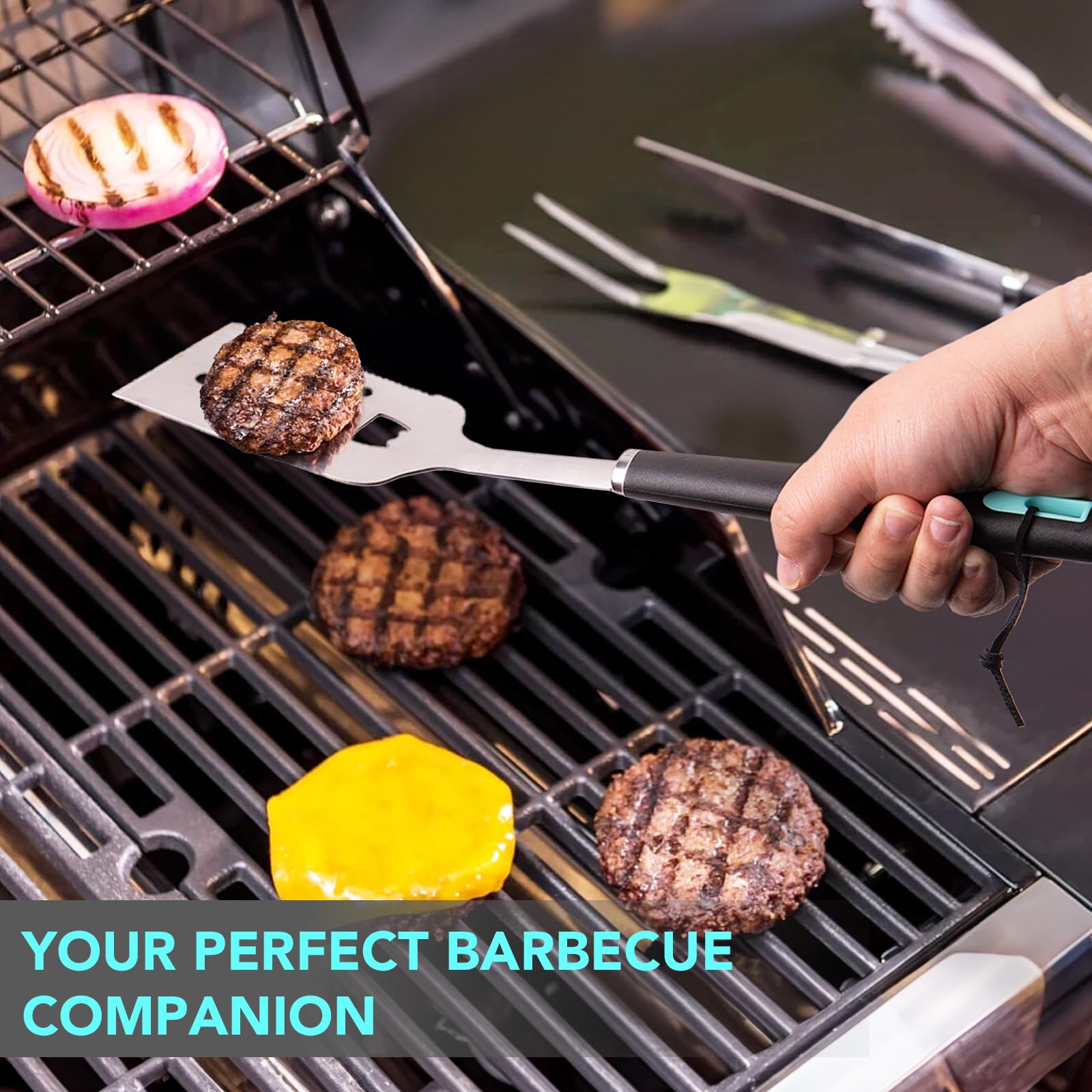XSSIVE Juego de 5 herramientas para barbacoa con bolsa de almacenamiento, espátula, tenedor, pinzas, cepillo para untar y limpiador para cocinar al aire libre