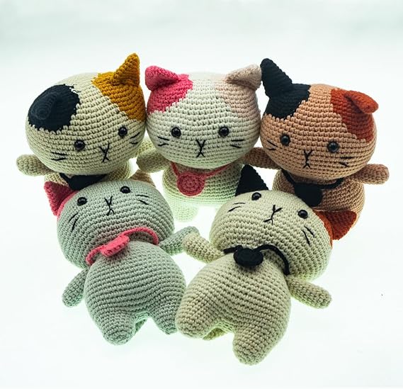 Amigurumi Kedi Figür 16 cm – El Yapımı Pamuk İp Örgü Dekoratif Obje (Sarı)