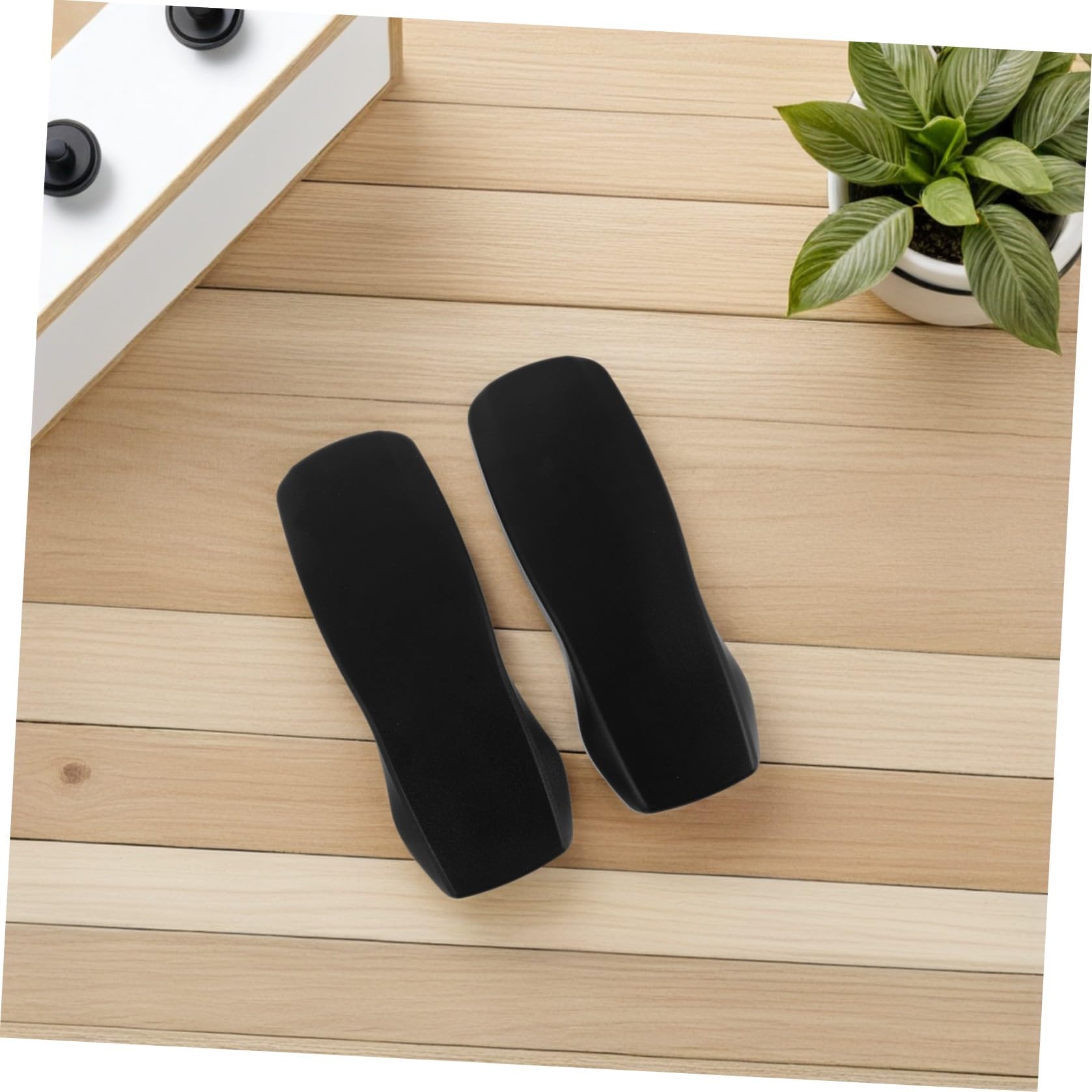 VILLCASE Reposabrazos de Repuesto Almohadillas para Reposabrazos de Silla 2 Piezas Negro 4 de Distancia Entre Orificios Superficie de PU Suave Acolchado para Sillas de Oficina y Gaming