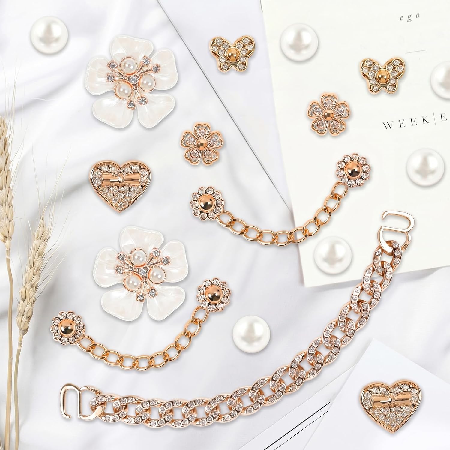 WAQYGZO Bling Shoe Charms Bling Chain Shoes Charms Accessories for Women Pearl Flower Clog Shoes Decoration Crystal Rhinestone Shoe Charm Cute Decor for Party Birthday Gifts