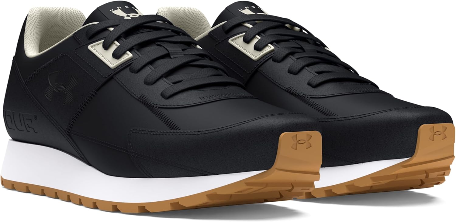 Under Armour Women's Essential Runner Sneaker