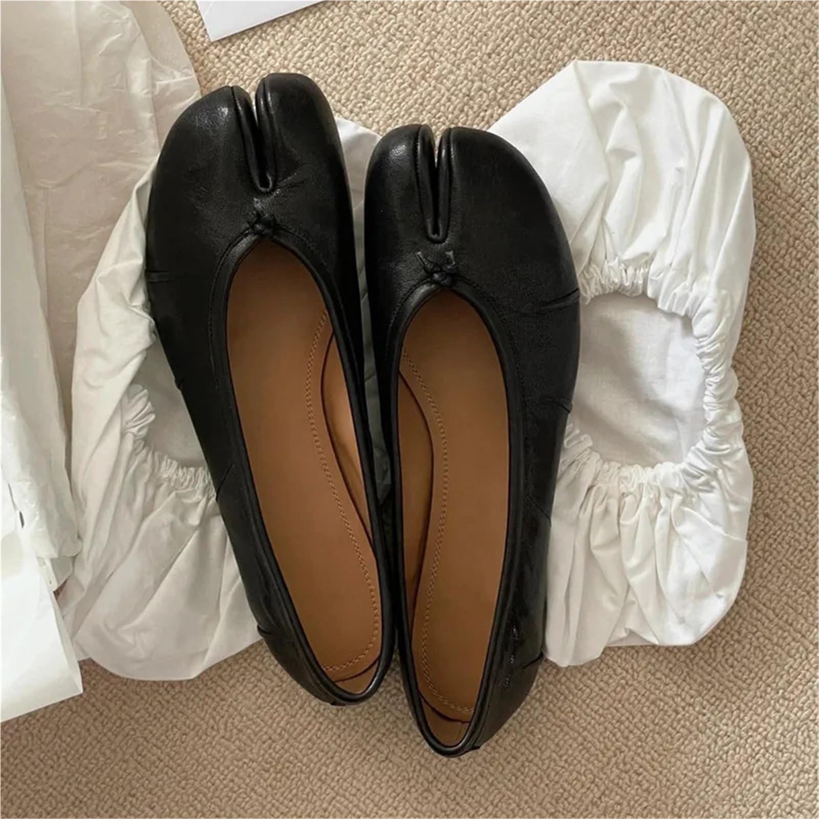 Tabi Schuhe Split Toe Damen Ballerinas Mode Tabi Schuhe Casual Slip-on Loafers Damen Plissee Leder