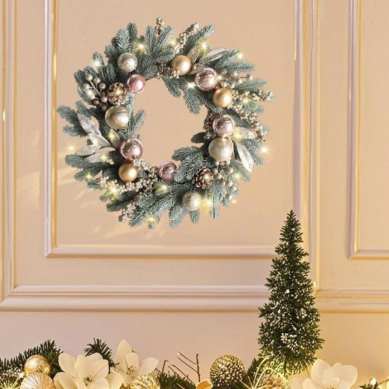 Künstlicher Weihnachtskranz - 20 Zoll aus Tannenzweigen mit Kiefernzapfen Ornament | Stilvolle Deko für Feiertage Wohnzimmer Kamin Fenster Tür Winterhochzeit Party Innen Außenbereich
