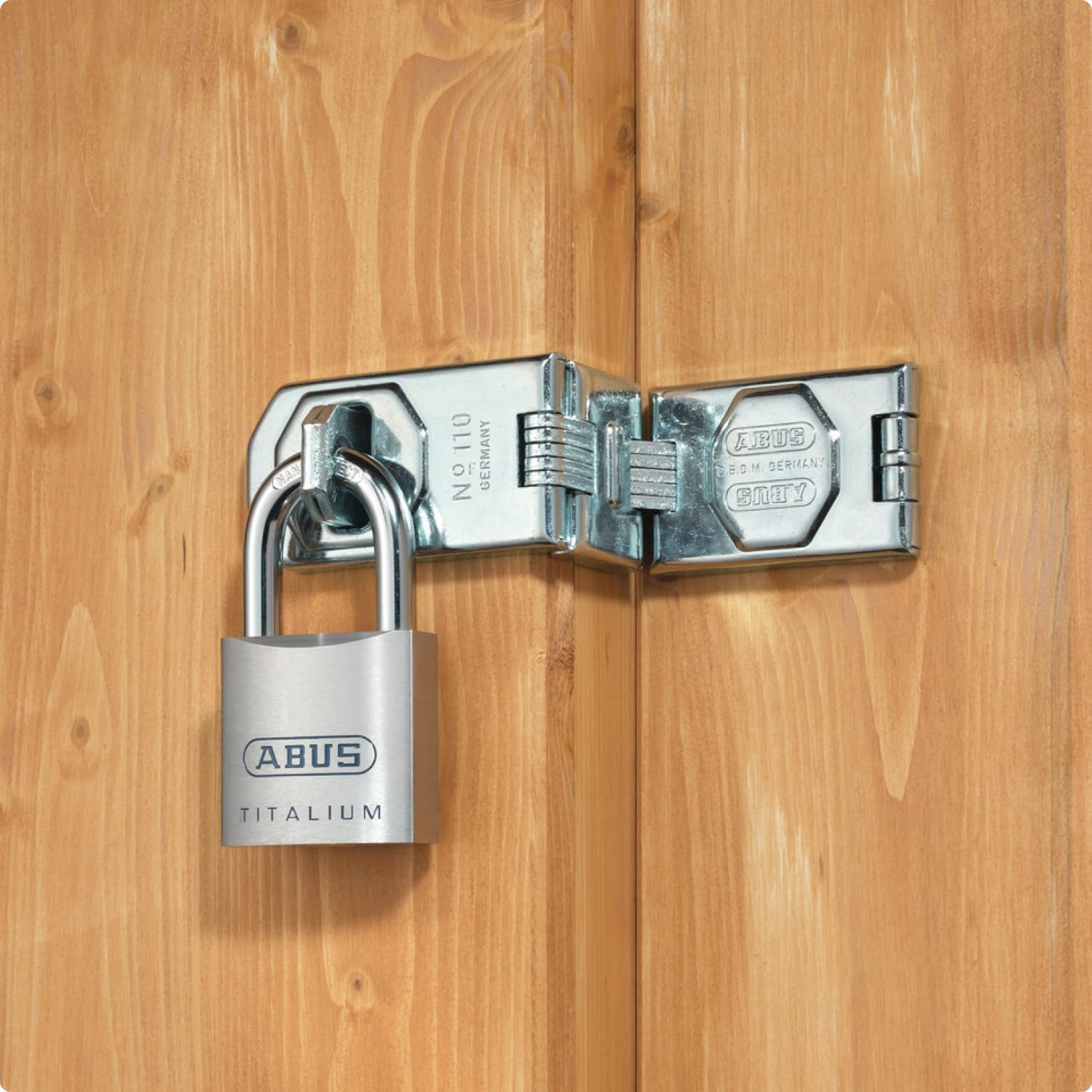 ABUS Lucchetto Titalium 96TI/50 - Alluminio Speciale, Livello di Sicurezza | Corpo massiccio extra leggero, arco in acciaio Nano Protect, chiave reversibile, 50 mm - peso 212 g, chiusura automatica
