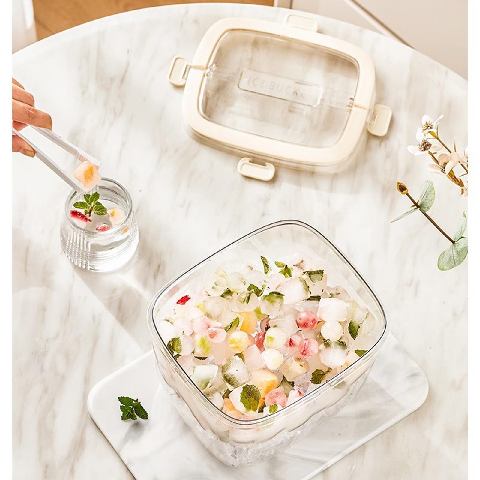 Fiesta Cubo de hielo con tapa impermeable, mango y pinza de hielo, cubo de bebidas de plástico para cena al aire libre cubo de hielo aislado enfriador(Beige)