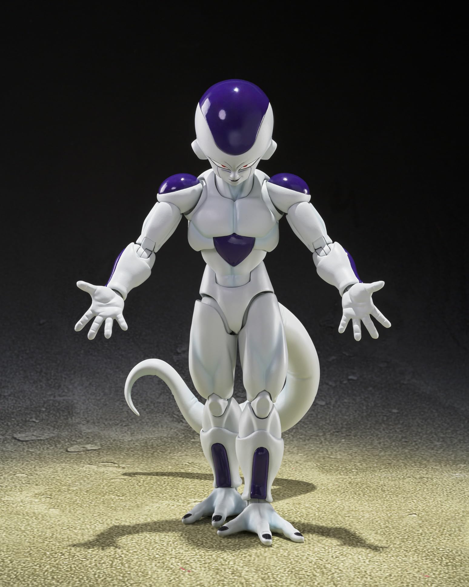 TAMASHII Nations - Dragon Ball Z - Frieza Cuarta Forma S.H.Figuarts Figura de Acción