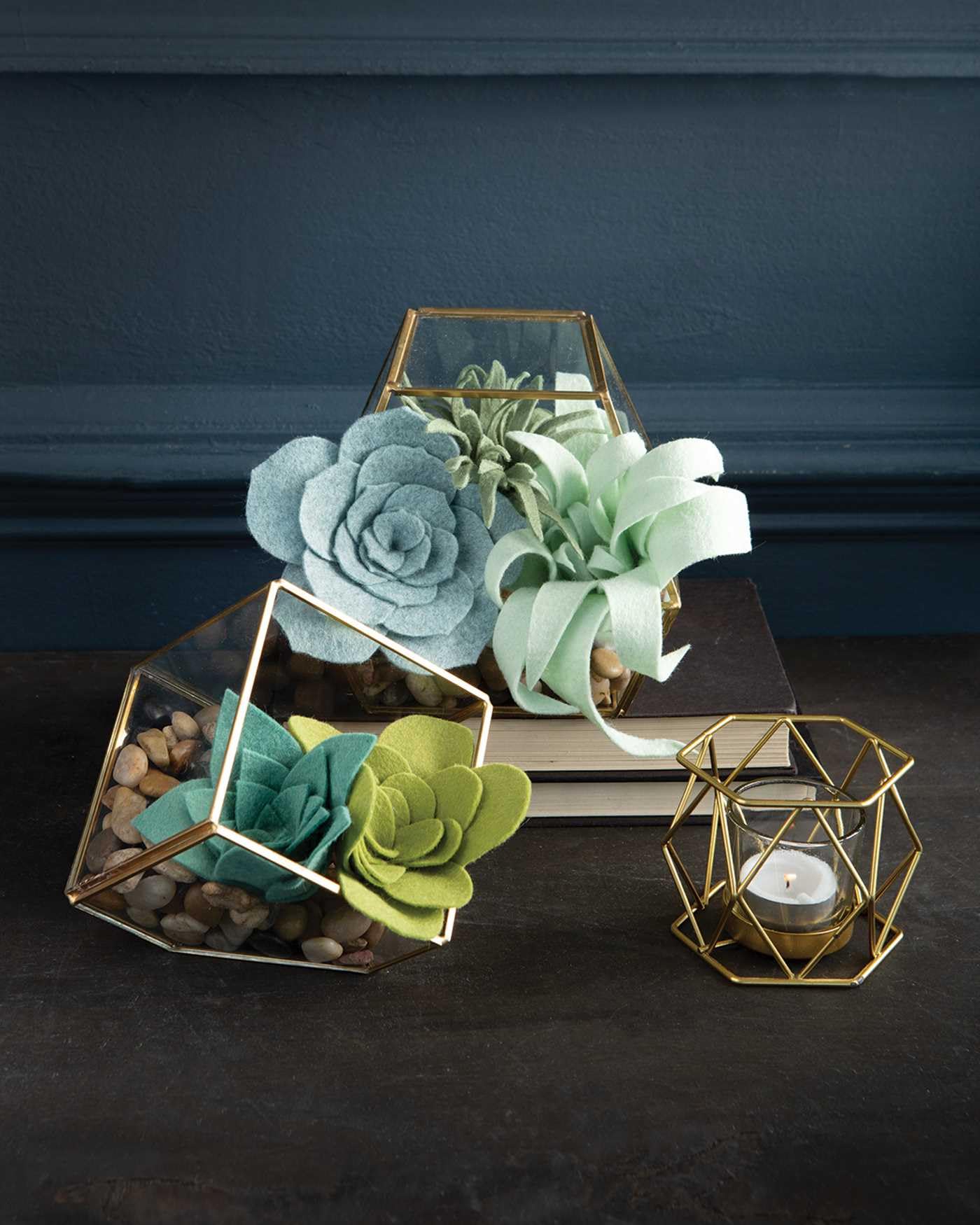 Felt Flower Workshop: A Modern Guide to Crafting Gorgeous Plants and Flowers from Fabric