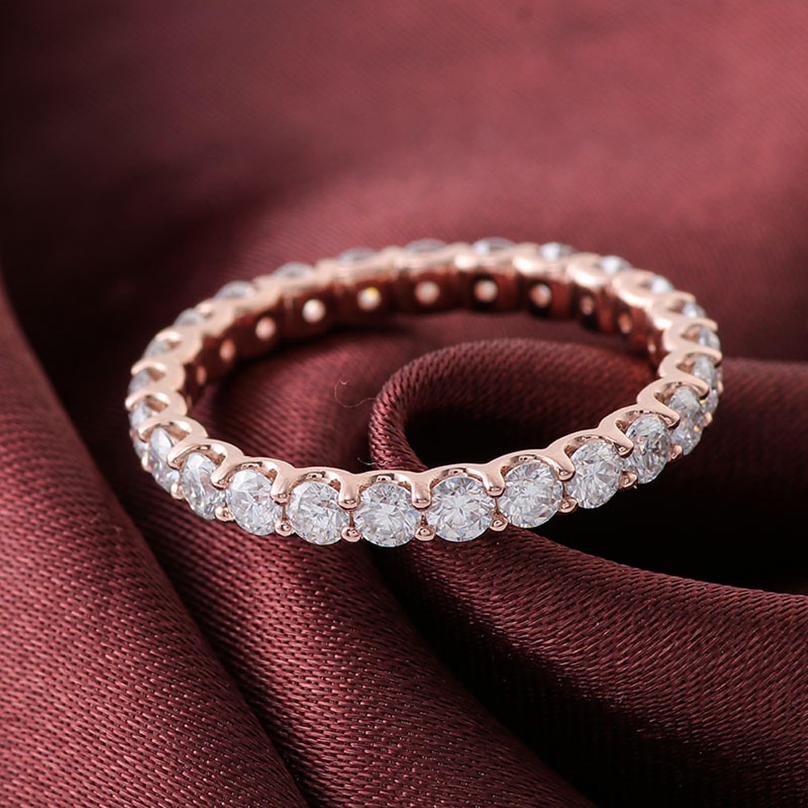 Donna Oro rosa Anelli di fidanzamento Eternità Moissanite da 2,4 mm per lei