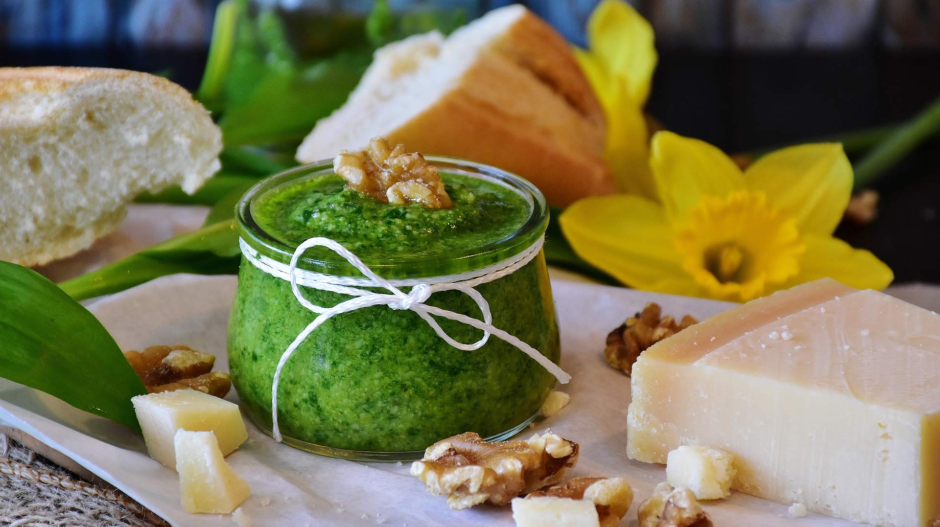 Bresc Bärlauch Pesto Spice Mix - 5x 450g - grünes Pesto aus Bärlauch, Basilikum, Pecorino, Pinienkernen, Sonnenblumenöl und Olivenöl, geschmacksintensive Kräutermischung, kalt und warm genießbar