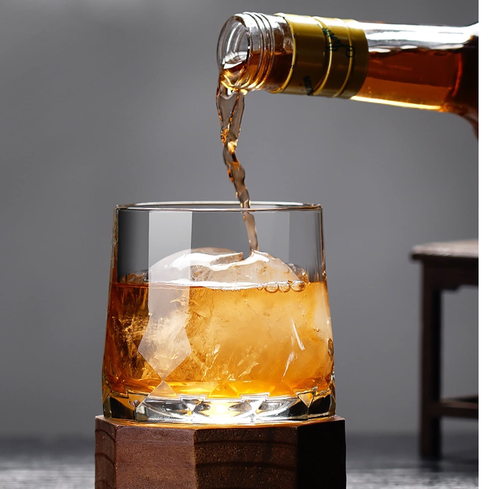 Szklanka do piwa， 6 9oz Obrotowe Wino Whiskey Piwo Napój Szklanki Przezroczyste Szklanki Zestaw Szklanek