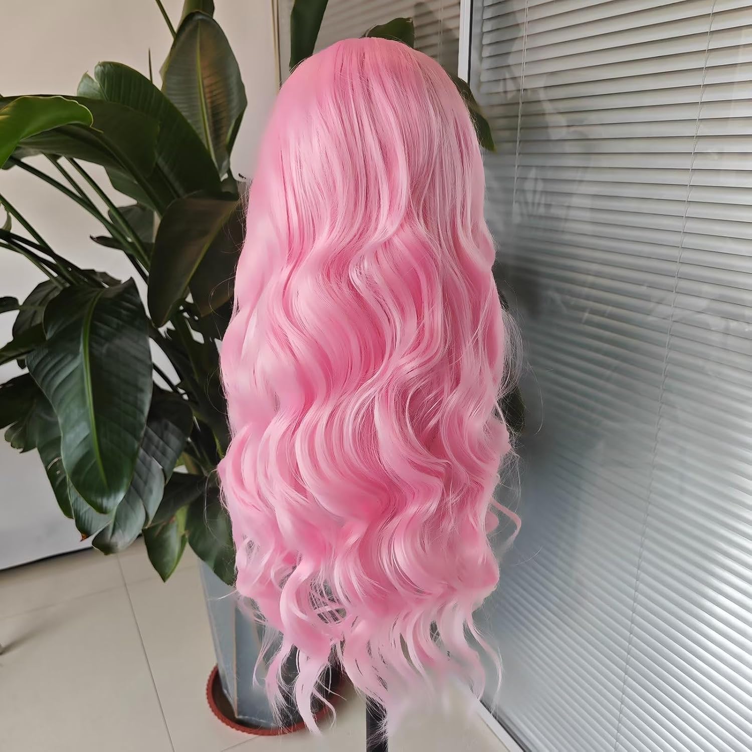 RONGDUOYI RDY 24 Inch Light Pink Middle Part Long Wavy Wig Body Wave Natural Hairline Glueless Fiber Synthetic Lace Front Wigs Women Use Cosplay Makeup Hair