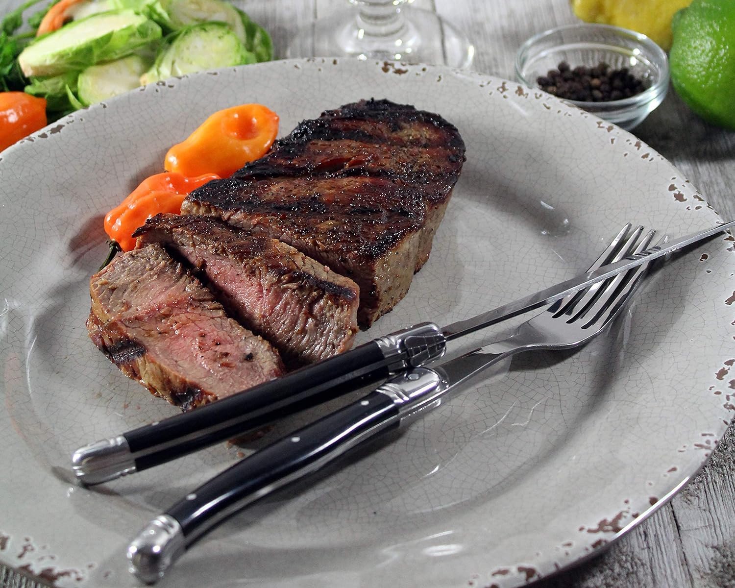 Laguiole 8-Piece Stainless Steel Forks & Steak Knife Set — 4 Steak Knives & 4 Steak Forks Silverware Set — Smooth Cut Serrated Knife Blade — Dishwasher Safe, Luxurious Steak Knives and Fork Set