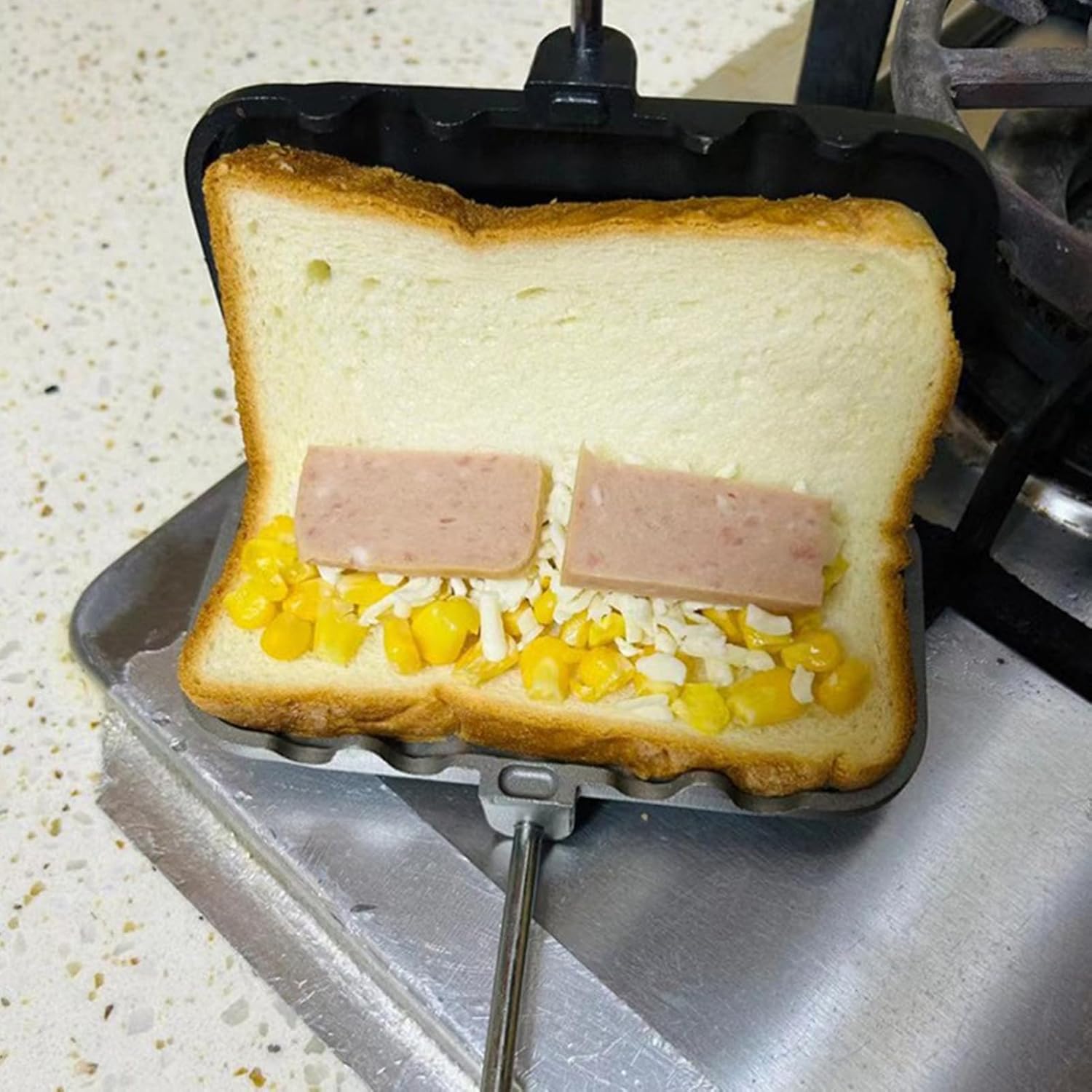 Double Sided Sandwich Maker, Non Stick Hot Dog Toaster Baking Pan Frying Pan with Removable Handle for Breakfast Pancakes Toast Omelets