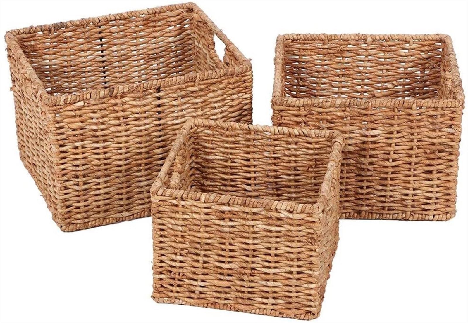 Boîte de rangement en paille naturelle pour sublimer la décoration de votre salon bohème