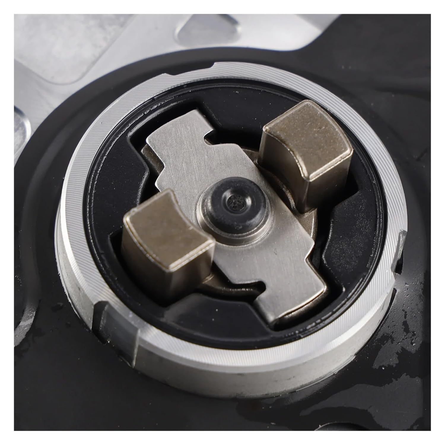 Artudatech Vacuum Pump 03L145100G，Compatible with Audi Seat Skoda VW 1.6 2.0 TDI Car Accessories