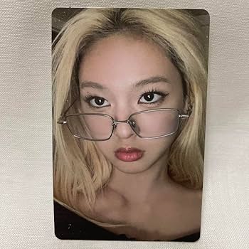 Amazon.co.jp: BABYMONSTER YG TAG 限定 特典 トレカ チキータ : おもちゃ