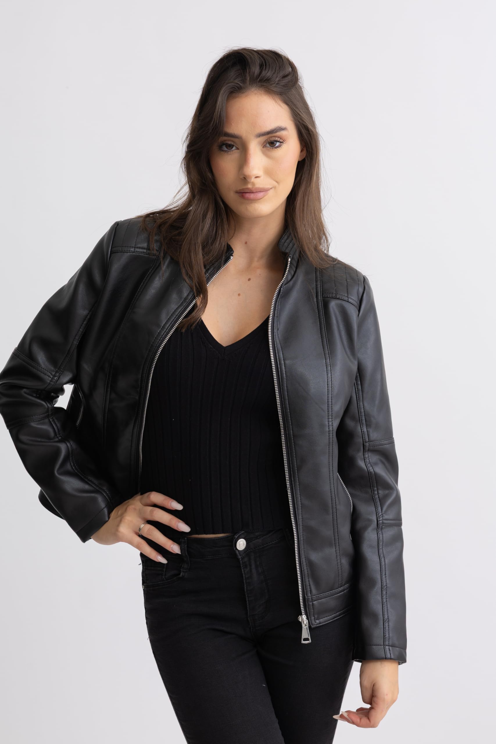 Giacca Donna in Ecopelle Elegante Modello Aderente e Confortevole, Tasche Laterali e Interni Foderati