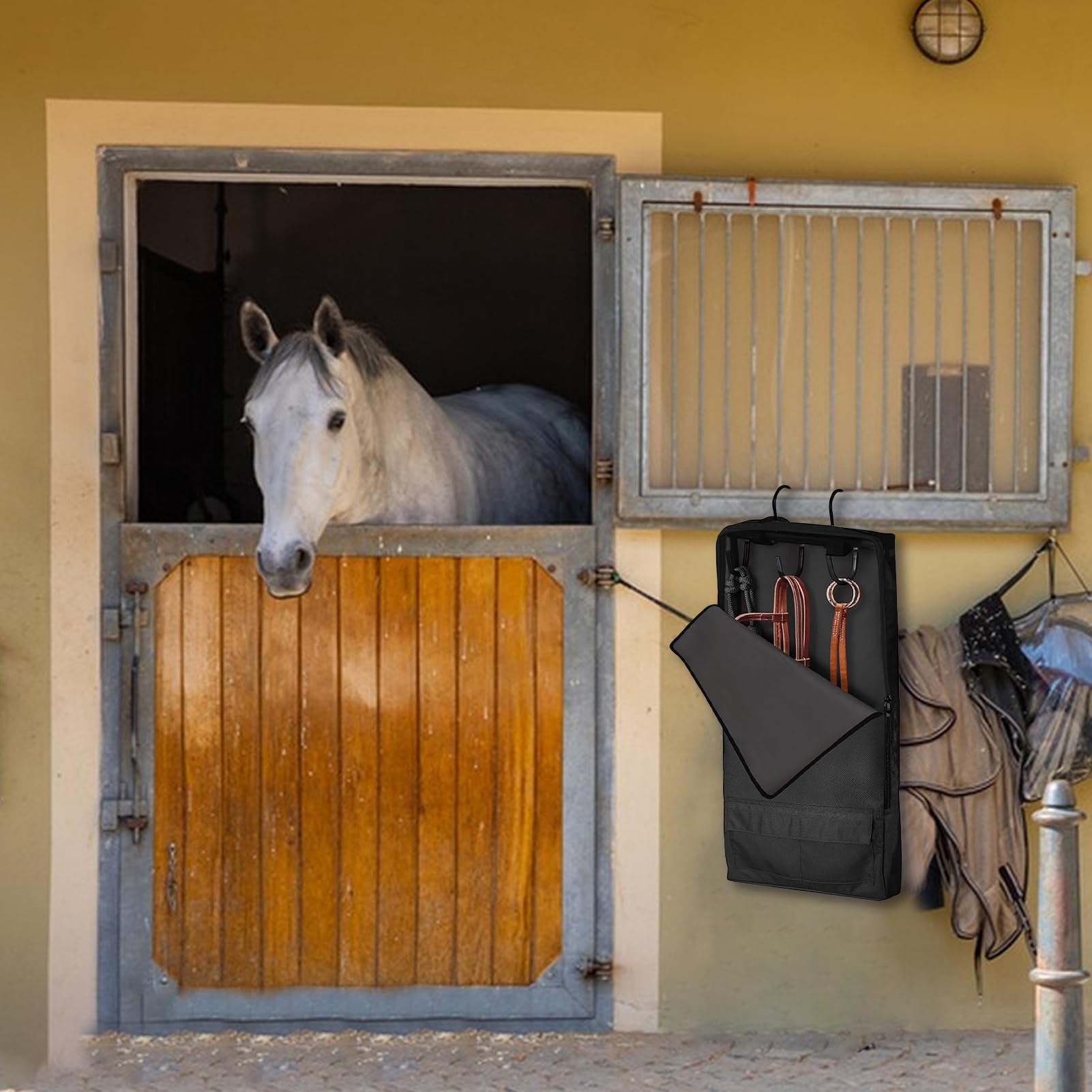 Trensentasche für Trense, Trensentasche mit Haken, gepolstertes Halfter für Halfter und Zaumzeugtasche – Pferdetasche mit Organisation des Halfters gepolstert wasserdicht für Haus, Keller, Garage